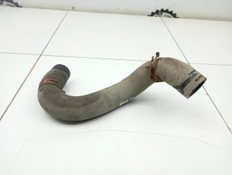 Патрубок радиатора Toyota RAV4 XA40