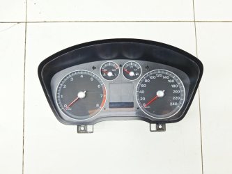 Панель приборов Ford Focus 2