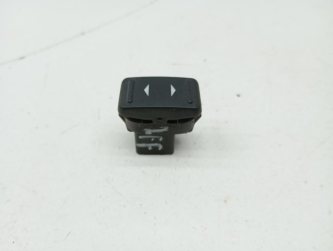 Кнопка стеклоподъемника Ford Focus 2