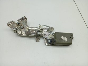 Механизм замка двери Лада Ларгус R90