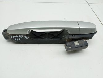 Ручка двери задней наружная правая Toyota Camry XV30