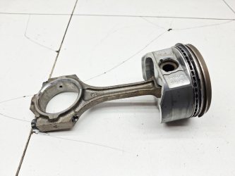 Поршень с шатуном Toyota Land Cruiser 100