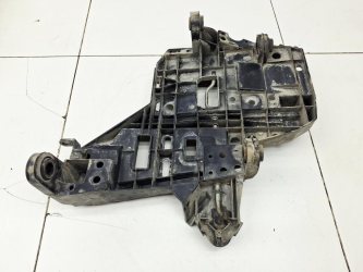 Кронштейн фар левый Porsche Cayenne 1 957