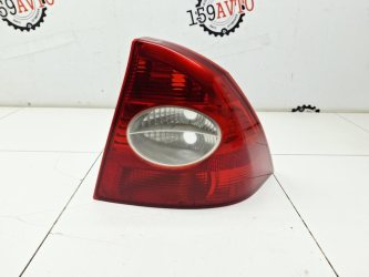 Фонарь задний правый Ford Focus 2