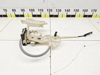 Замок двери передней правой Volkswagen Touareg 2 FL, NF
