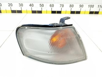 Указатель поворота правый Nissan Almera N15