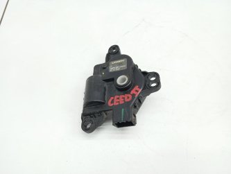 Моторчик заслонки печки Kia Ceed 2 JD