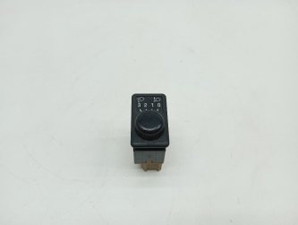 Кнопка корректора фар Nissan Almera N15