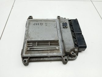 Блок управления двигателем Kia Ceed 1 ED