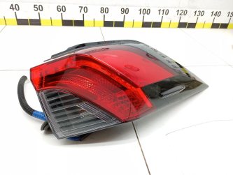 Фонарь задний наружный правый Toyota RAV4 XA50