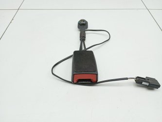 Ответная часть ремня безопасности Chevrolet Cruze J300
