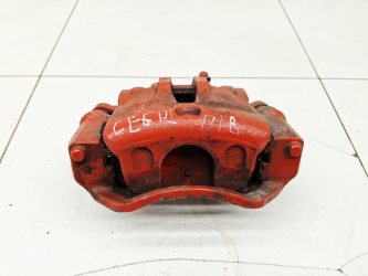 Суппорт передний правый Kia Ceed 1 ED