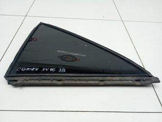 Стекло двери задней левой форточка Toyota Camry XV40