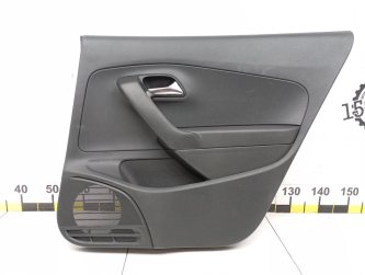 Обшивка двери задней правой Volkswagen Polo 5