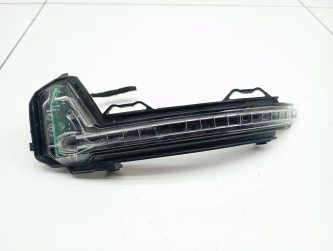 Повторитель в зеркало Volkswagen Tiguan 2