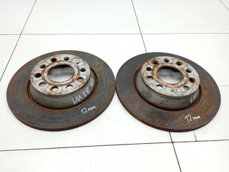 Диск тормозной задний Volkswagen Passat B7