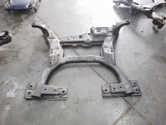 Подрамник Mercedes-Benz A-Class W176