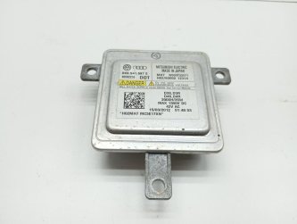 Блок ксеноновой лампы Audi Q3 8U