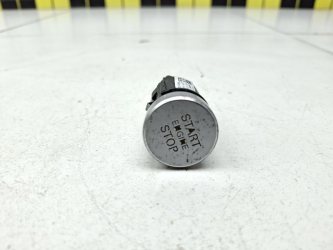 Кнопка запуска двигателя Audi A5 8T