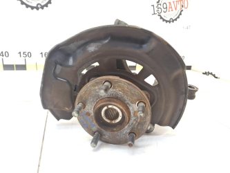 Кулак поворотный передний правый Toyota RAV4 XA30