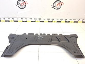 Пыльник двигателя центральный Skoda Octavia A7