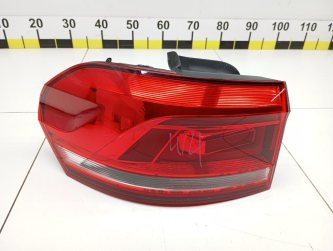 Фонарь задний наружный левый Volkswagen Touran 5T