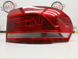 Фонарь задний наружный правый Volkswagen Touran 5T