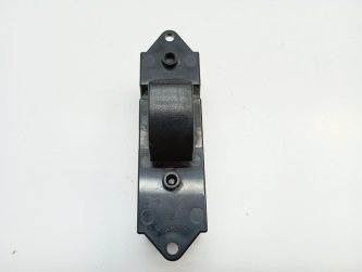 Кнопка стеклоподъемника Mitsubishi Outlander 2 CW