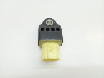 Датчик AIR BAG Toyota RAV4 XA30