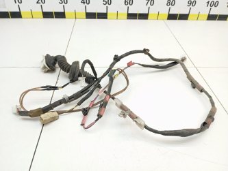 Проводка двери Toyota Prius XW30